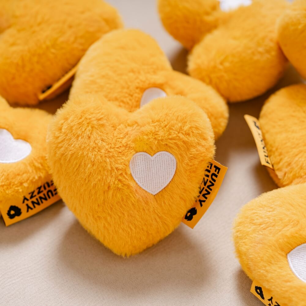 FUNNYFUZZY Heart Plush Squeaky Dog Toys