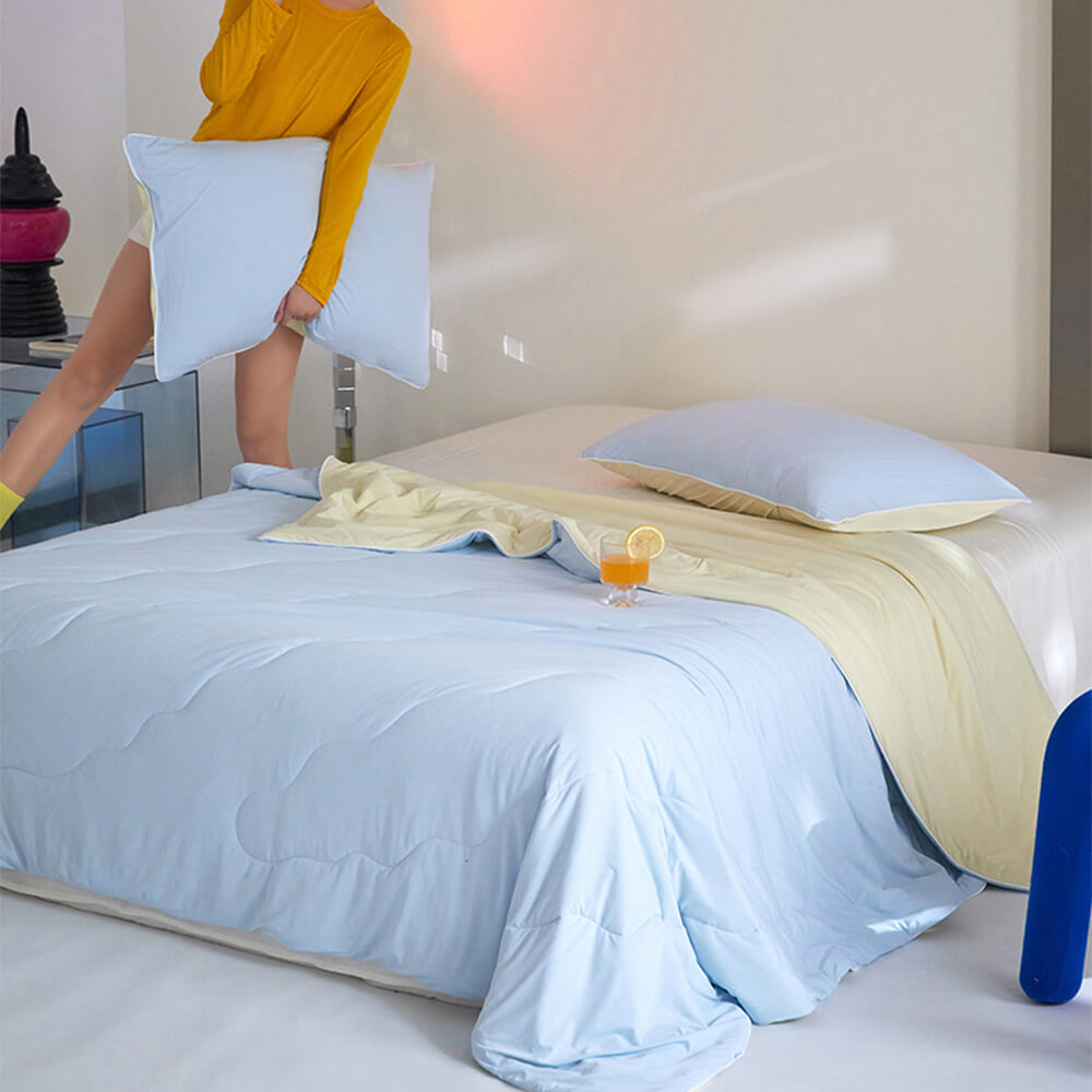 Lightweight Wavy Pattern Summer Cooling Blanket