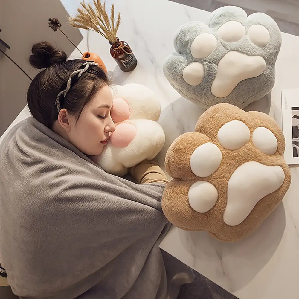Multifunctional Cat Paw Pillow & Soft Short Plush Blanket Set