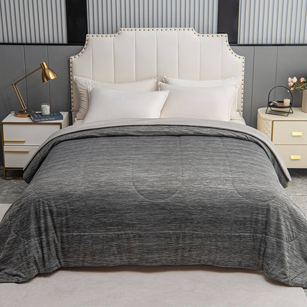 Skin-Friendly Breathable Lightweight Cooling Comforter for Hot Sleepers