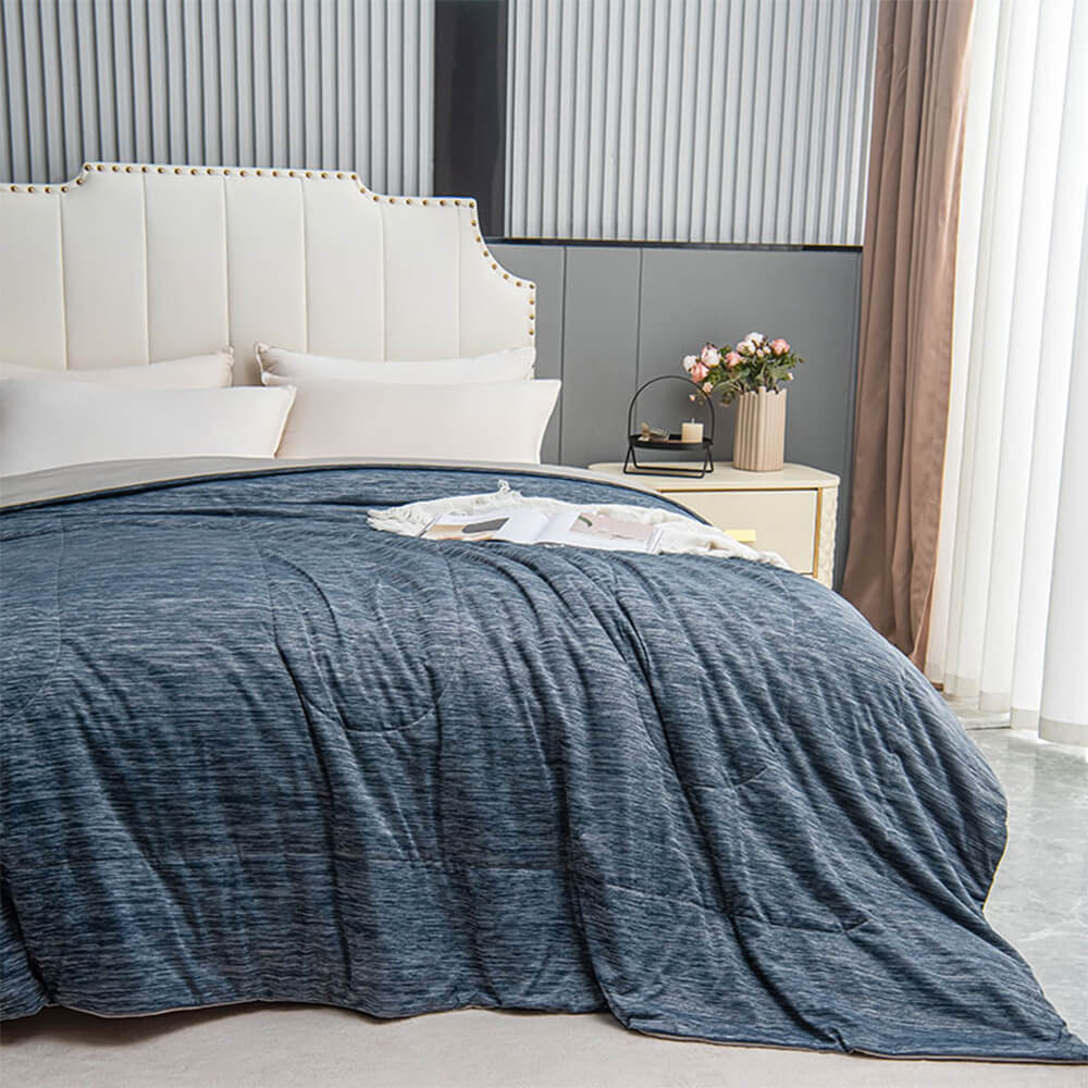 Skin-Friendly Breathable Lightweight Cooling Comforter for Hot Sleepers